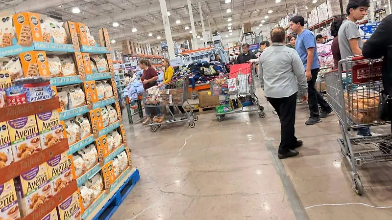 Compras previas a la Navidad en Celaya4